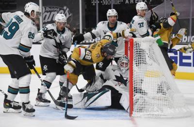 НХЛ: Рейнджерс разгромил Филадельфию, Ванкувер обыграл Оттаву - sport.bigmir.net - Оттава