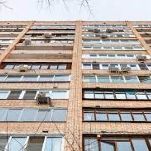 Под окнами запорожской многоэтажки обнаружили труп девочки - reporter-ua.com - Запорожская обл. - Запорожье