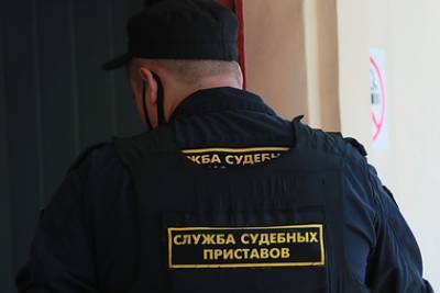 У российского депутата отобрали квартиру и автомобиль - lenta.ru - Башкирия - Уфа