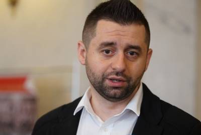 Давид Арахамия - Арахамия не исключает, что Рада проведет ряд внеочередных пленарных заседаний через неделю - kp.ua