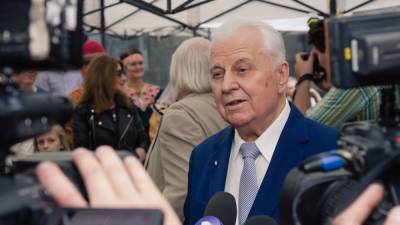 Владимир Путин - Леонид Кравчук - Джо Байден - Кравчук согласился с Байденом: «Нельзя сказать, что Путин не убивает украинцев» - sharij.net
