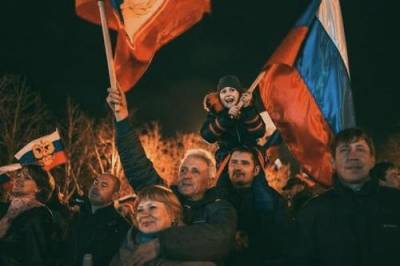 В Москве пройдет большой праздничный концерт в честь семилетия воссоединения Крыма с РФ - argumenti.ru - Москва - Крым
