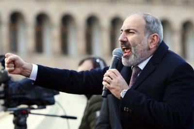 Гагик Царукян - Эдмон Марукян - Пашинян объявил о внеочередных парламентских выборах в Армении - tvc.ru