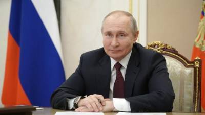 Владимир Путин - Путин: у инвалидов не должно быть проблем с приобретением оборудования с картой "Мир" - piter.tv - Крым
