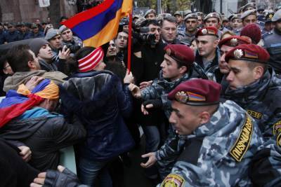 Политико-правовой хаос: эксперт прокомментировал ситуацию в Армении - news-front.info - Армения