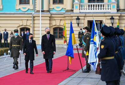 Гитанас Науседа - Президент Литвы привез на Украину "европейские перспективы" - obzor.lt - Украина - Крым - Литва