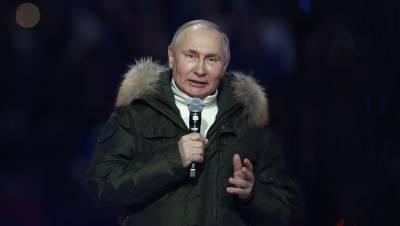 Владимир Путин - Дмитрий Песков - Сергей Собянин - Путин приехал на концерт, посвященный годовщине воссоединения Крыма с Россией - gazeta.ru - Москва - Крым