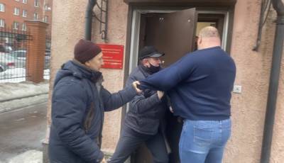 Андрей Попов - Юрий Афонин - После скандала на конференции обкома КПРФ в Ленобласти возникли новые сложности - neva.today - Ленинградская обл. - Санкт-Петербург