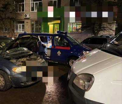 Екатерина Смирнова - Тела трех человек, в том числе ребенка, нашли в запертой машине на улице в Туле - argumenti.ru - Тула - Тульская обл.