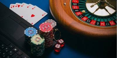 Бонусы, фриспины и прочие страшные слова. Как начать играть в онлайн-казино, не тратя денег - nv.ua