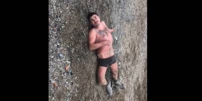 В Одессе на Лузановке извращенец пытался скрыться от полиции в море, но был задержан, видео - ТЕЛЕГРАФ - telegraf.com.ua - Одесса