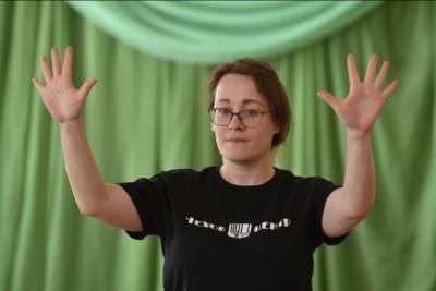 Актриса Чехов-центра Наталья Шаркова провела мастер-классы в Поронайске - sakhalin.info - Поронайск