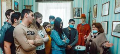 Первый замглавы администрации Чехова Михальков посетил Музей памяти Лопасненского края - runews24.ru - Московская обл. - округ Московский