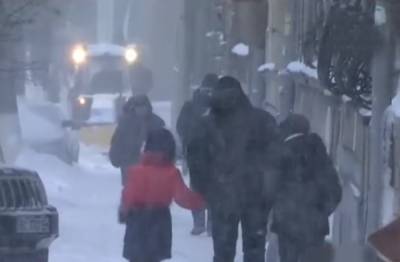 В Киеве ухудшилась погода, столица замерла в пробках: "снег с дождем, сильный ветер и..." - politeka.net - Киев
