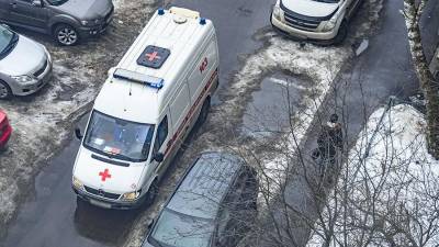 В Москве школьница попала в больницу после съеденной конфеты - iz.ru - Москва - Израиль - Омск - округ Советский