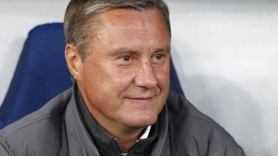 Хацкевич покидает пост главного тренера Волгоградского футбольного клуба "Ротор" - m24.ru