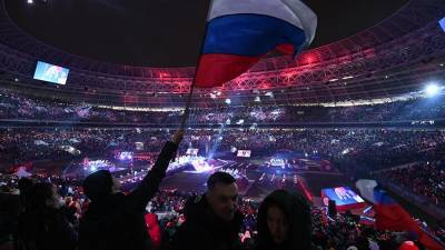 Владимир Путин - Дмитрий Песков - Филипп Киркоров - Олег Газманов - Песков рассказал о концерте в «Лужниках» в честь воссоединения с Крымом - iz.ru - Крым - Севастополь