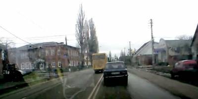 В Сумах мужчина помог задержать пьяного водителя маршрутки — видео - nv.ua - Сумы