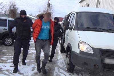 Костромские полицейские задержали иностранца 8 лет прожившего в России без паспорта - kostroma.mk.ru - Кострома