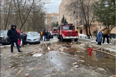 В Химках после взрыва в доме спасители извлекли из-под завалов живого ребенка – Учительская газета - ug.ru - Московская обл.