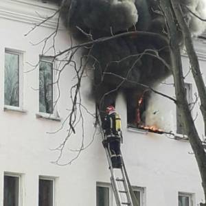 В студенческом общежитии в Киеве произошел пожар. Фото - reporter-ua.com - Киев
