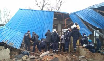 Двое стали жертвами обрушения ангара под Ростовом - newizv.ru - Сальск