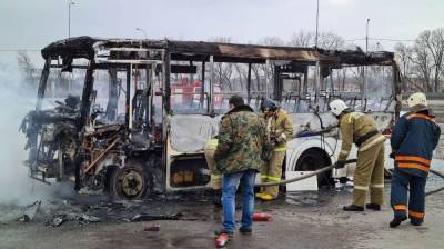 Появились фото сгоревшей дотла маршрутки у воронежского «Града» - vestivrn.ru - Воронеж