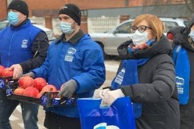 Юлия Купецкая - Юлия Волкова - У партийных волонтёрских центров Серпухова первая годовщина - serp.mk.ru