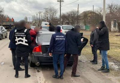 В Хмельницкой области лейтенант, которого поймали на взятке, сбил полицейского - lenta.ua - Хмельницкая обл.