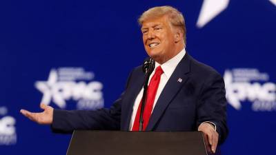 Дональд Трамп - Мелания Трамп - Энтони Фаучи - Стало известно о вакцинации Трампа и его супруги в январе - iz.ru