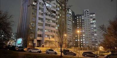 15-летняя киевлянка выпрыгнула из окна многоэтажки - детали трагедии - ТЕЛЕГРАФ - telegraf.com.ua - Киев