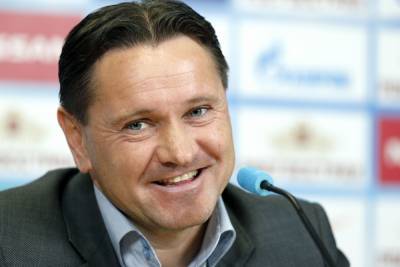 Дмитрий Аленичев - Аленичев: "У "Зенита" что-то не в порядке внутри коллектива" - sport.ru - Санкт-Петербург