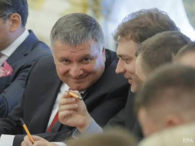 Арсен Аваков - "Аваков черт?" – "А может ангел?" Глава МВД ответил на упреки активистов - gordonua.com