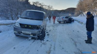 Сахалинец поблагодарил долинских сотрудников ГИБДД за профессиональную работу - sakhalin.info - Долинск - Углегорск