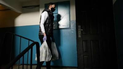 В Петербурге будут награждать лучшие волонтерские организации - piter.tv - Санкт-Петербург