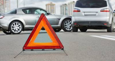 В ГИБДД Москвы называли самые аварийно опасные часы и день недели - m24.ru - Москва