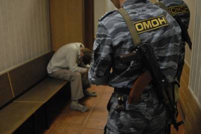 Россиянин умер в отделе полиции после задержания за езду без прав - mk.ru - Ленинградская обл. - Санкт-Петербург