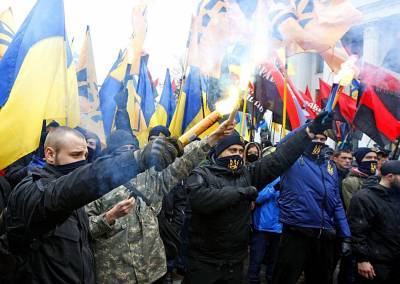 Андрей Билецкий - Егор Чернев - «Слуги народа» разработали закон о «коллаборантах» совместно с неонацистами - news-front.info - Украина
