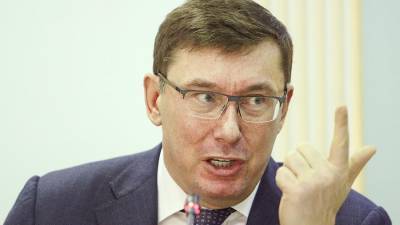 Владимир Зеленский - Петр Порошенко - Юрий Луценко - Экс-генпрокурор Украины станет ведущим ток-шоу на телеканале Порошенко - iz.ru