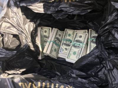 Полмиллиона и фейковое закрытие дела: в Киеве 2 мужчин будут судить за взяточничество - 24tv.ua - Киев - Новости
