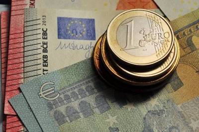 Евро дешевеет к доллару на статистике из Германии - smartmoney.one - Москва