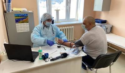 Врачи Тобольского района вакцинировали от коронавируса более 700 человек - nashgorod.ru - Тюменская обл. - район Тобольский