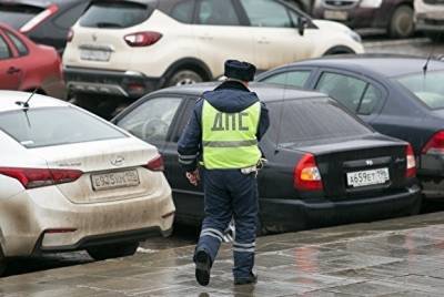 В ХМАО азербайджанская диаспора обвинила сотрудника ГИБДД в национализме - znak.com - Югра - Нягань