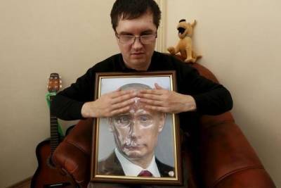 Дональд Трамп - Владимир Путин - Иосиф Сталин - Владимир Ленин - Иван Грозный - В детскую школу для слабовидящих заказали объемные портреты Путина и Мао - yar.mk.ru - Ярославская обл.