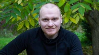Лера Кудрявцева - Сергей Сафронов - «Вскрывали, брали фрагменты»: иллюзионист Сафронов рассказал о страшной болезни - 5-tv.ru
