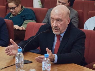 Михаил Горбачев - Обладая колоссальной властью и возможностями, Горбачев не стал "царем", не держался за власть, не настроил себе дворцов. Он остался человеком - gordonua.com - Украина