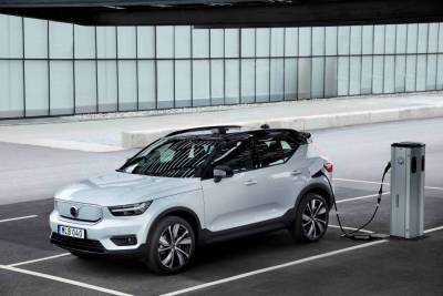 Автомобили Volvo станут полностью электрическими к 2030 году, при этом уже к 2025 году компания рассчитывает продавать 50% электромобилей (только через онлайн) и 50% гибридов - itc.ua