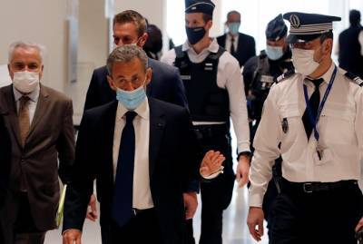 Николя Саркози - Азибер Жильбер - Осужденный Николя Саркози: где и сколько будет сидеть экс-президент Франции - kp.ua - Париж