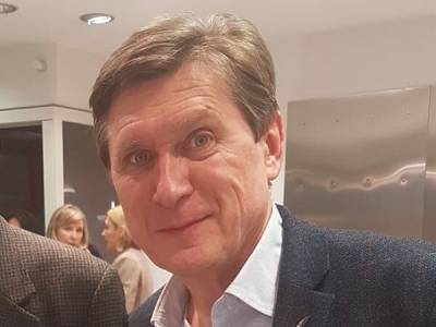 Петр Порошенко - Владимир Фесенко - Порошенко дискредитирует вакцинацию среди населения. Это явно не импонирует статусу бывшего президента, который кичится своей проевропейскостью - gordonua.com - Украина - Канада