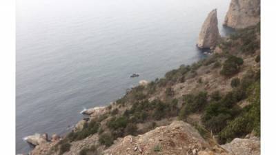 В Севастополе всю ночь спасали застрявшего на скале туриста - crimea.ria.ru - Крым - Симферополь - Севастополь
